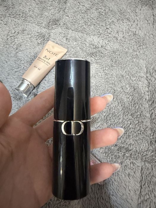 Фон дьо тен в стик Dior