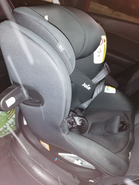 Vând scaun auto rotativ Joie i-Spin 360