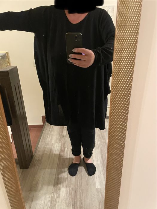 Bluza-Poncho, stare foarte buna.