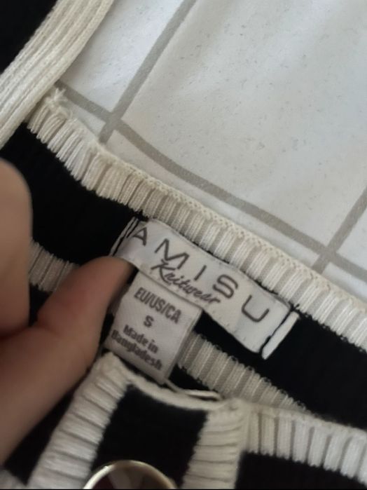 Черен елегантен потник