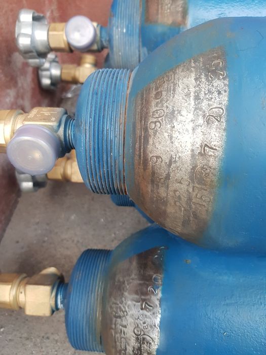 Продам балоны под газы кислород углекислота