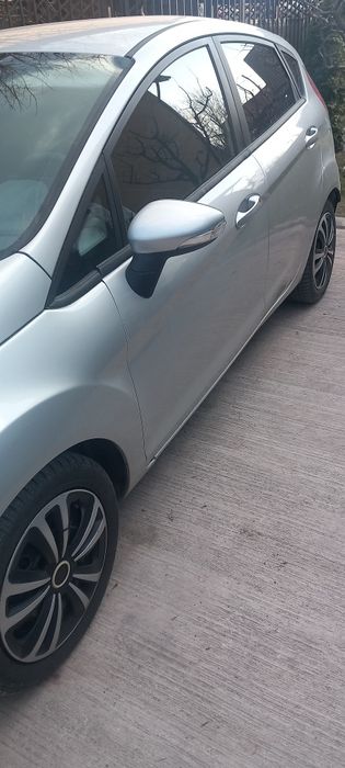 Ford fiesta 1.25 82cp
