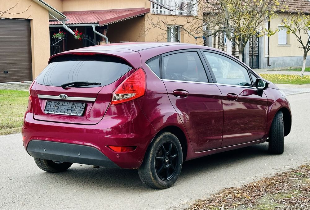 Ford Fiesta Titanium Individual