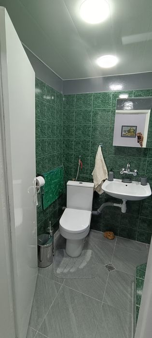 Дава се под наем Тристаен апартамент в Шумен, Боян Българанов 1 - 64 кв.м за 153 € - Снимка #7