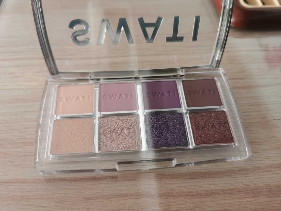 SWATI палитра сенки за очи "Аметист"