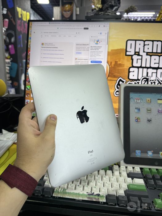 Ipad 1 full complekt raritet