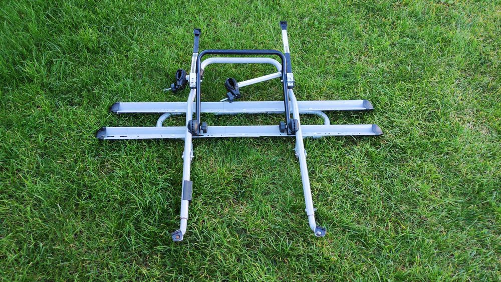 Suport pentru transport biciclete pe usa  spate microbuz.