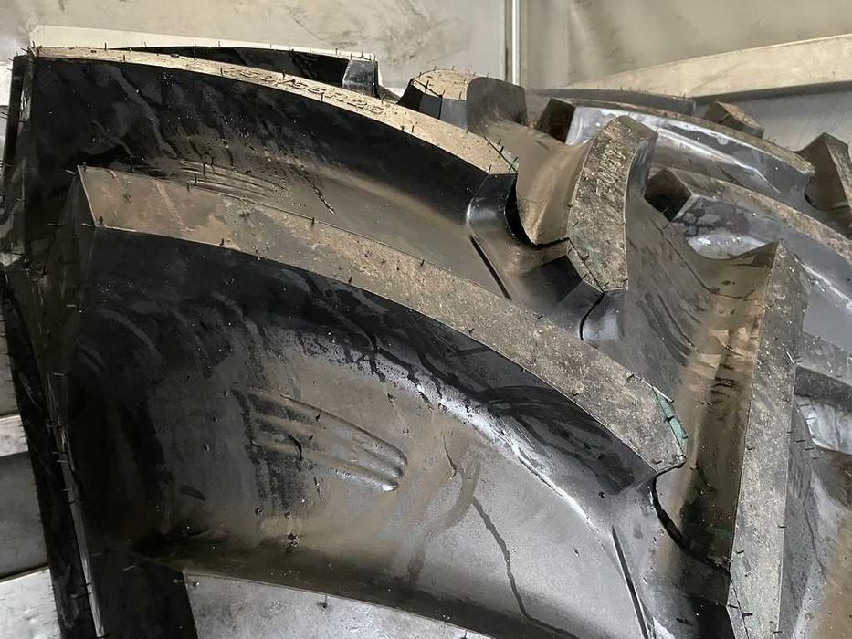 28LR26 Anvelope 750/65 R26 BOMAD MPH 125 Cauciucuri Class