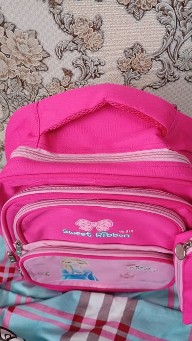 Продам рюкзак школьный.