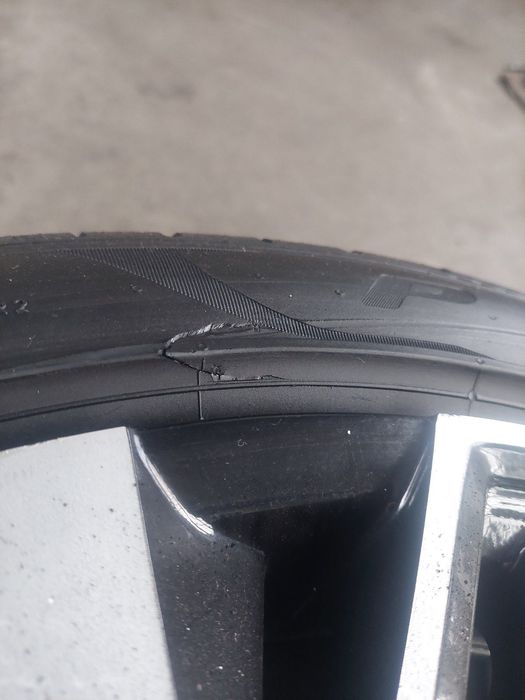 Летни гуми 245/40/19 PIRELLI ZERO