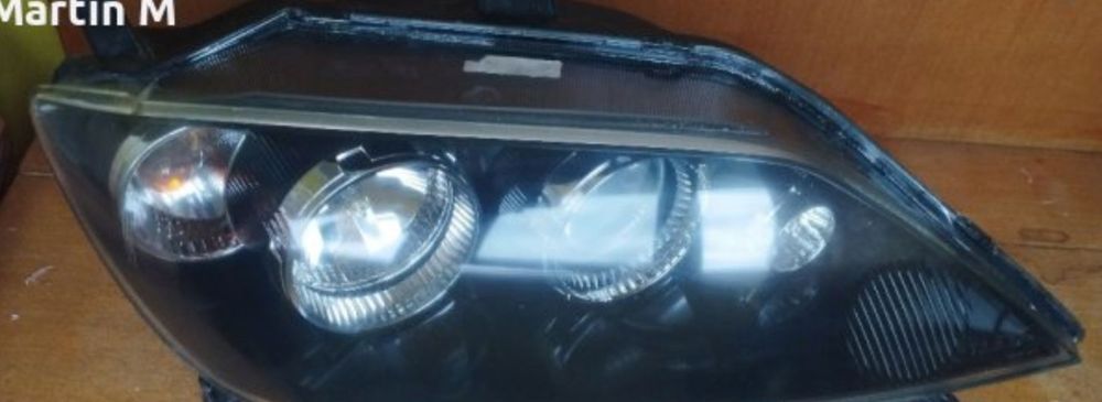 Десен фар за Мазда 2