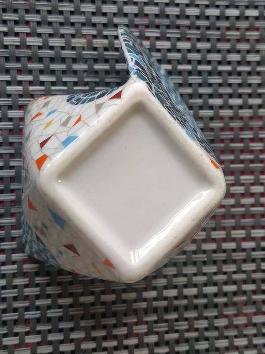 Комплект дизайнерски чаши с подложка – Barcelona стил