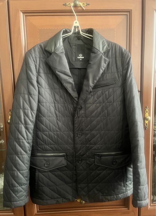 Продаётся мужская куртка