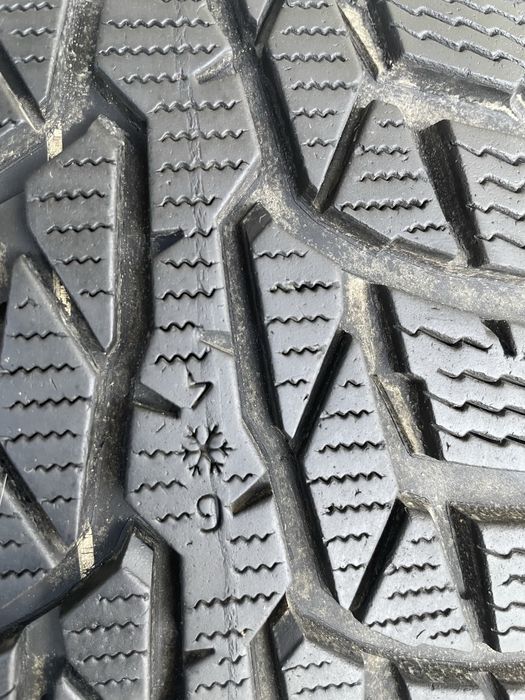 Зимни гуми Nokian 195 50 16