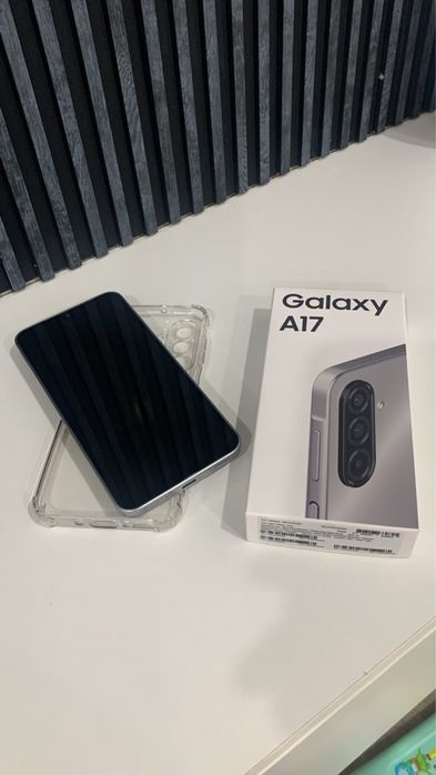Продам Самсунг А17 256GB
