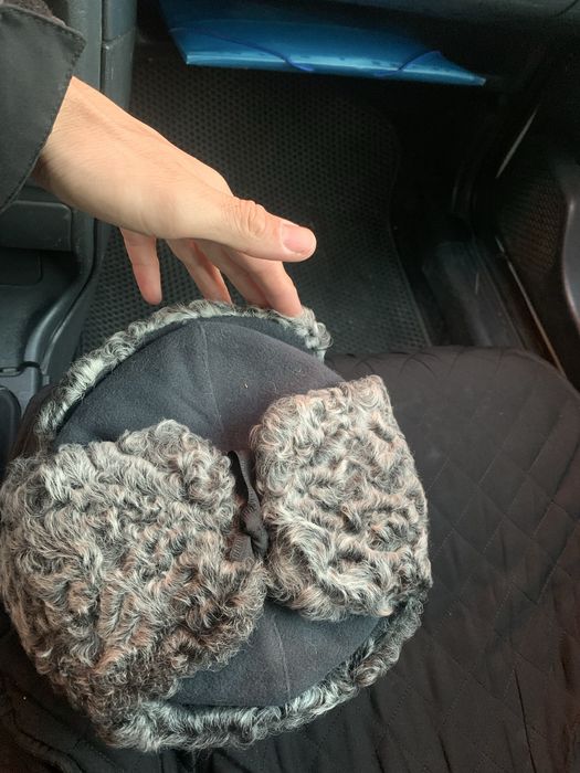 Продам шапку каракуль абсолютно новая