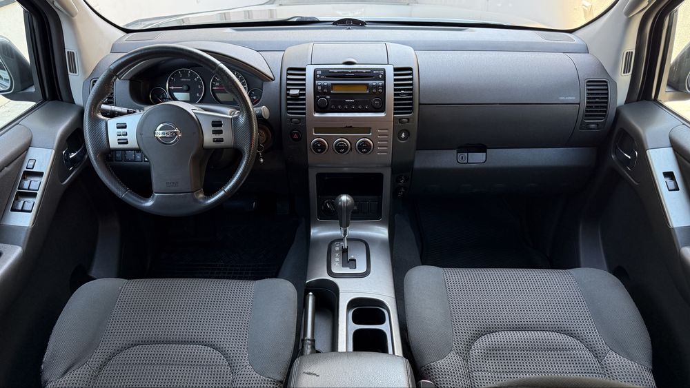 Nissan Pathfinder-Diesel-Automat