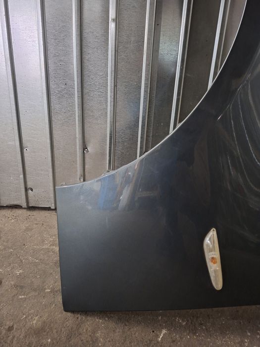Aripa stanga fata BMW E90 E91