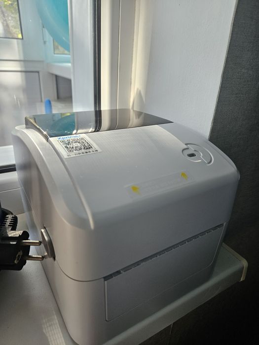 Продаю принтер для этикеток