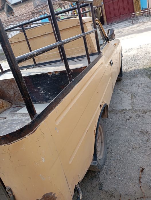 Москвич сотилади