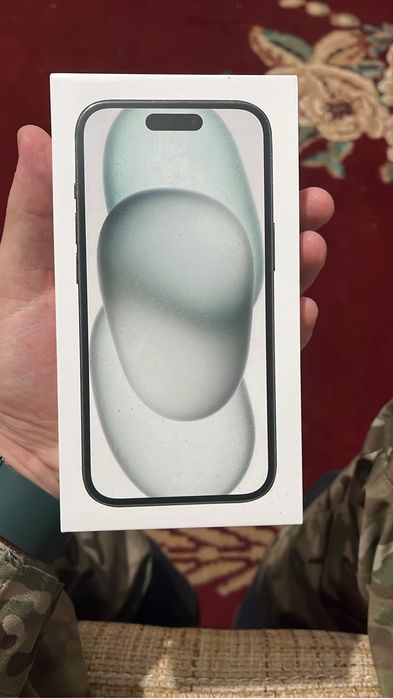 Продам Iphone 15