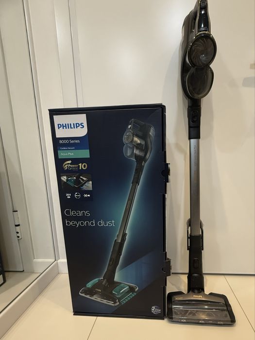 Безкабелна прахосмукачка Philips 8000 Aqua