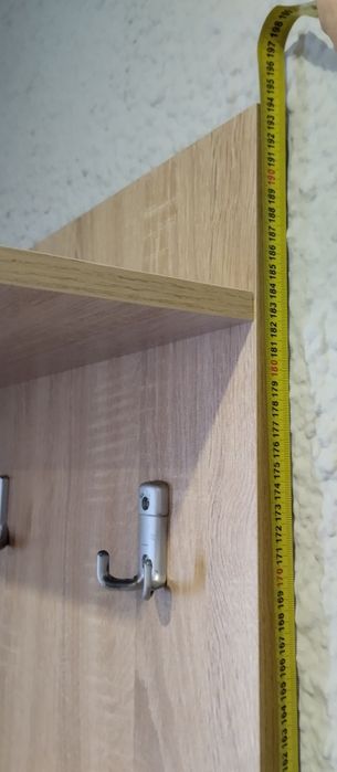 Закачалка за коридор