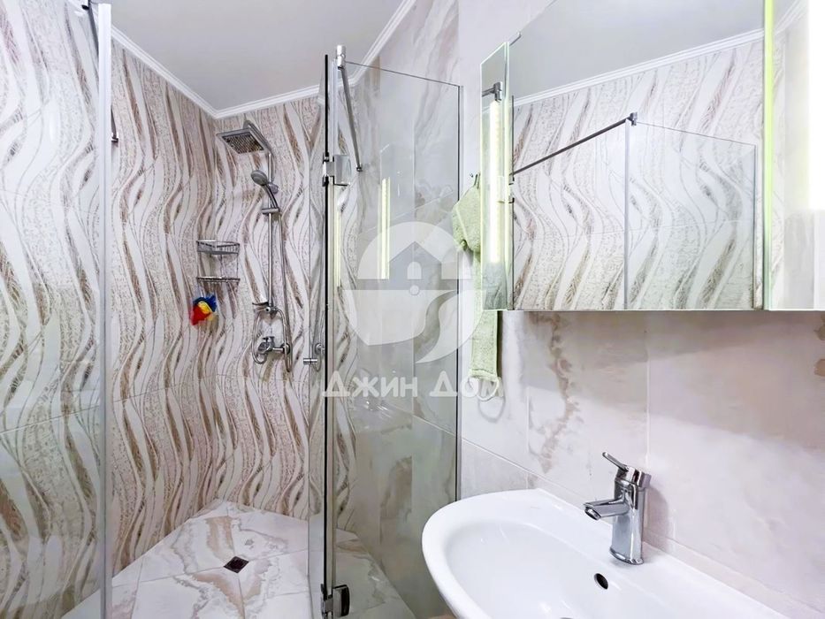 Продава се Тристаен апартамент в Несебър - 99 кв.м за 1768 €/кв.м - Снимка #6