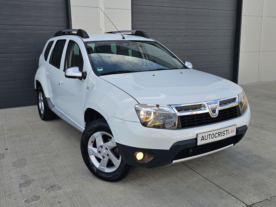 Dacia Duster Prestige 1.6 Benzina 105CP, 4x4 cu blocant AC, Piele  Senzori  Jante  Cârlig  Posibil Rate