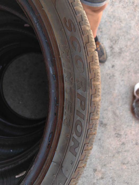 Зимни гуми PIRELLI 255 40 21
