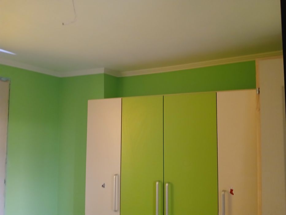 Zugrav  serios execut lucrari de finisaj si zugraveli