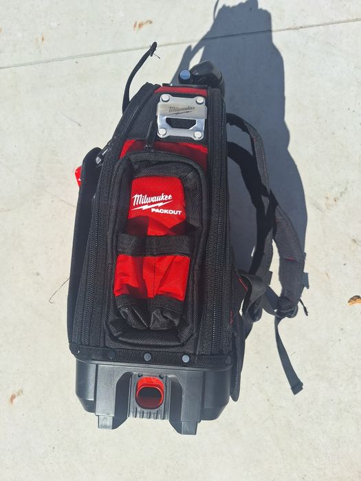 Geanta milwaukee packout