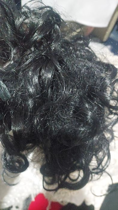 Парик для пародий.