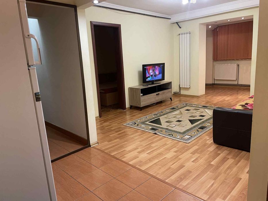 Inchiriez apartament 3 camere Pitesti
