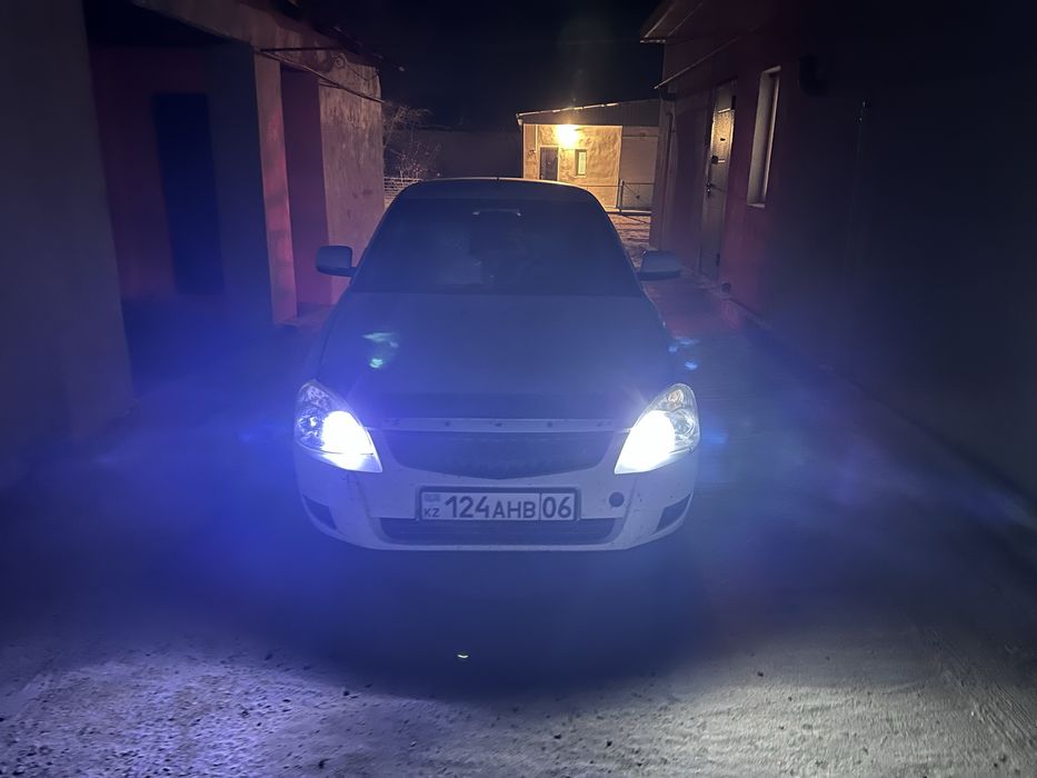 Приора сатылады 2012 жылғы саудасы бар