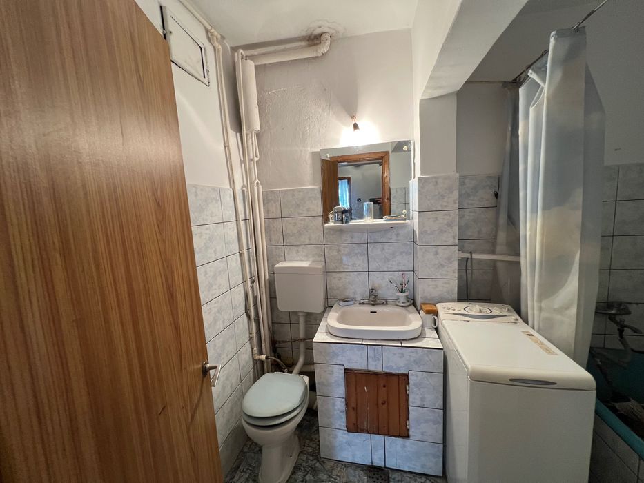 Apartament Spatios, Decomandat 58mp utili, aproape de Mall, Catedrala