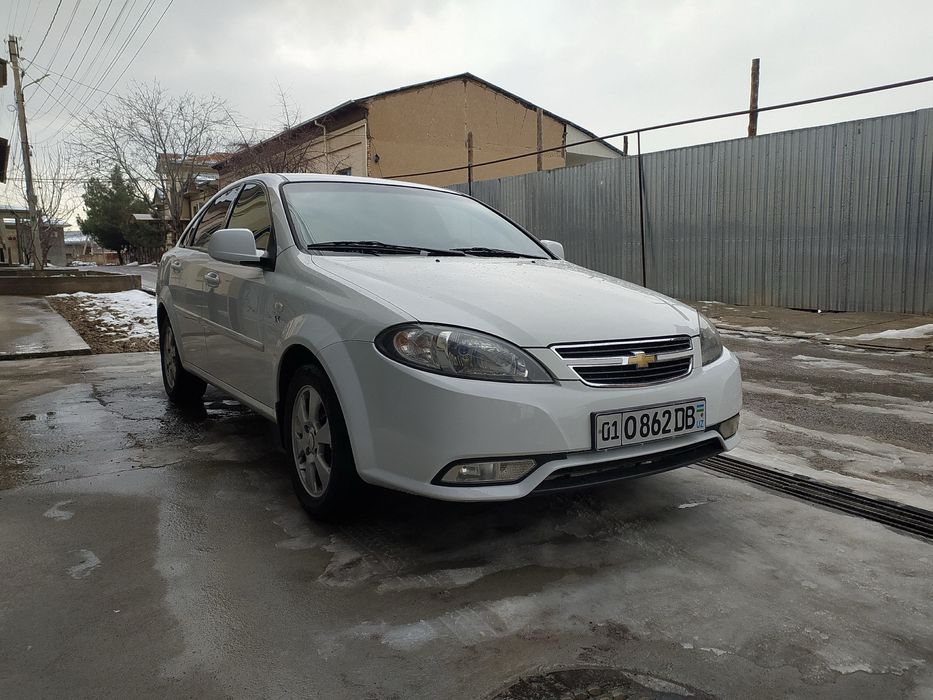 Gentra sotiladi avtomat