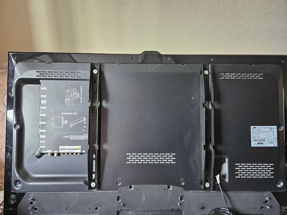 Телевизор  Samsung