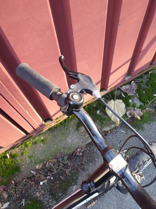 Vând bicicleta roti 24