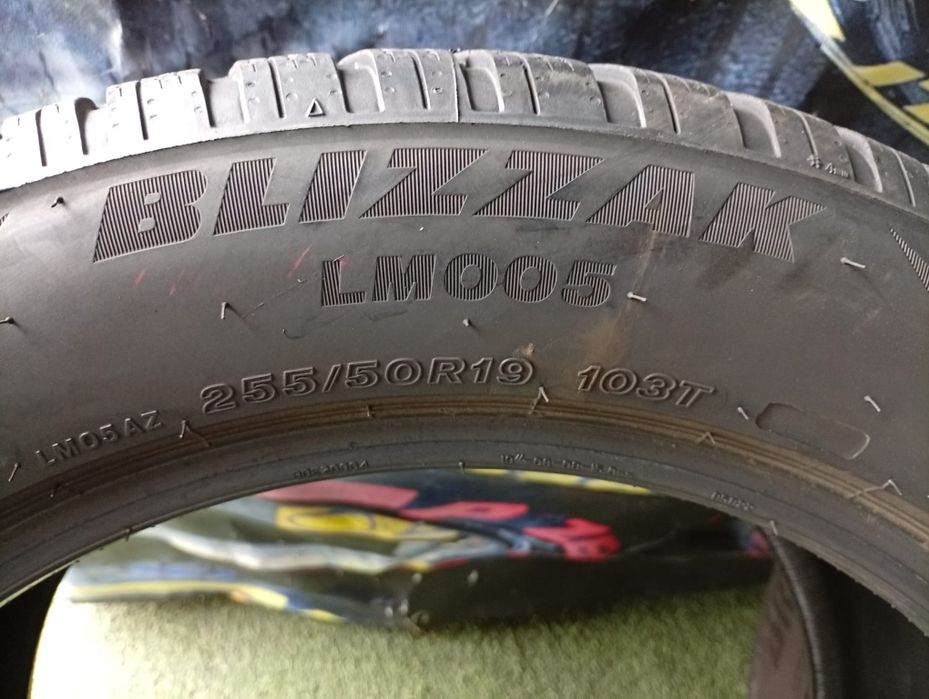 255 50 19 Bridgestone m+s