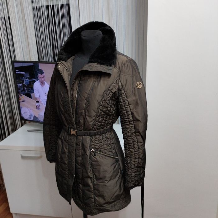 Geaca Armani Jeans cu puf