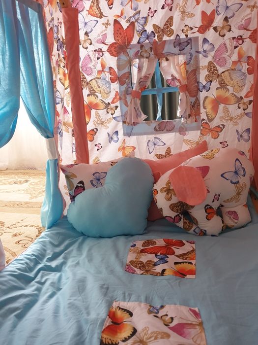 Домик из бамбука