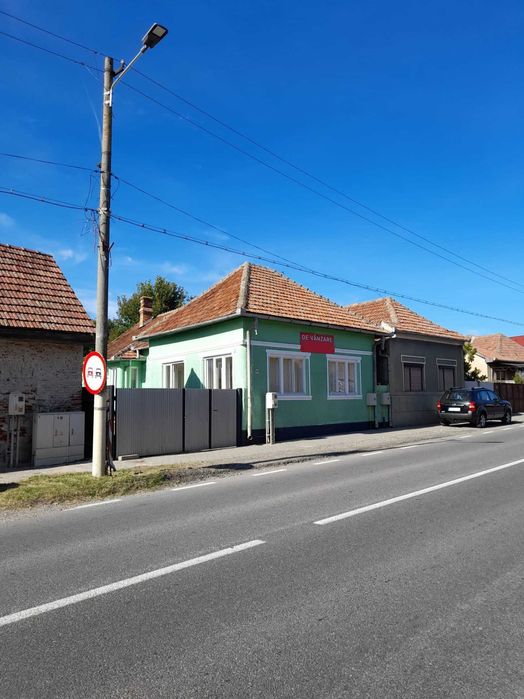 Vând casă în Teiuș județul Alba 134mp și teren 896mp