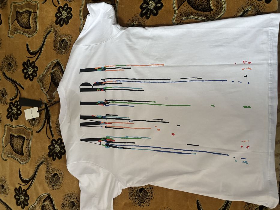 Vand tricou amiri si dsquared2