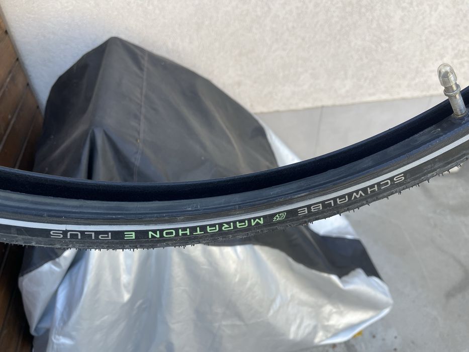 2 Cauciucuri Schwalbe marathon E plus 40-622/28-1.5