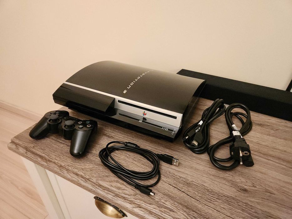 PlayStation 3 (PS3) CECHL04 (80GB) - Modat, Complet functional