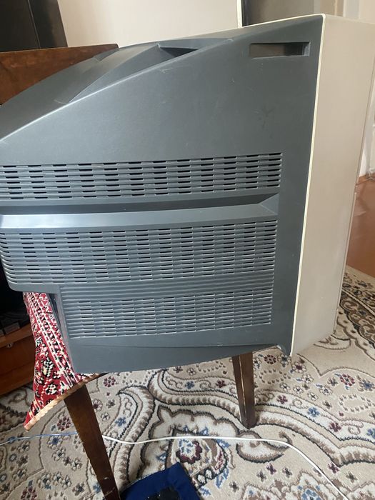 Продам телевизор.