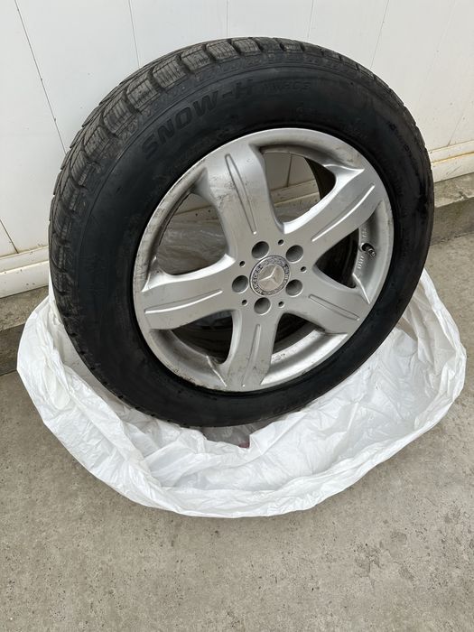 Vand roti Mercedes orginale pe 17