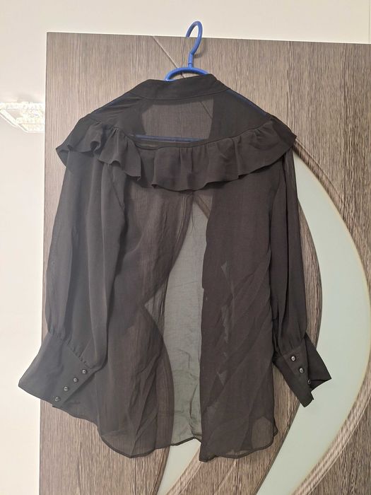 Bluza impecabila marimea 38.
