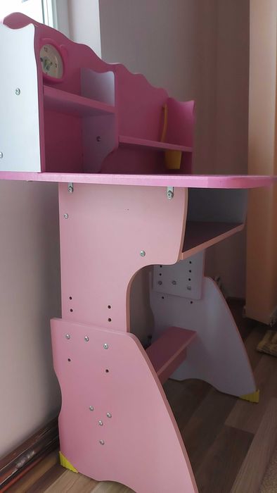 Birou școala pt. fete